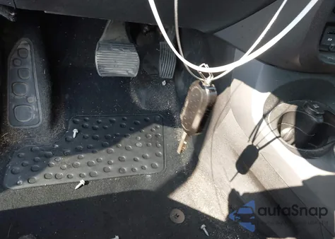 2014 Fiat 500L Lounge z USA, uszkodzony, nr VIN ZFBCFACH4EZ021328